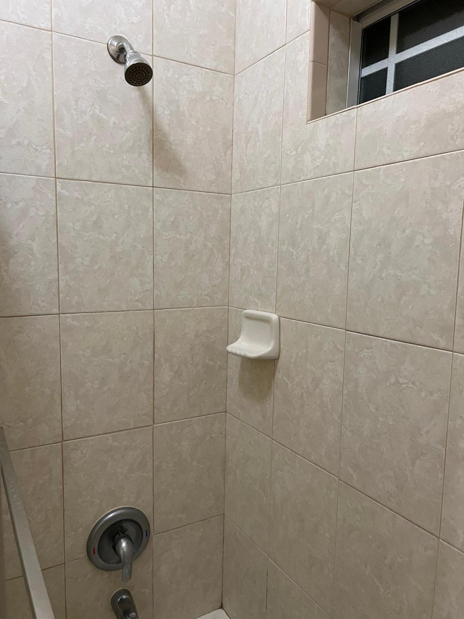 Habitacion Con Entrada Independiente إدينبورغ المظهر الخارجي الصورة